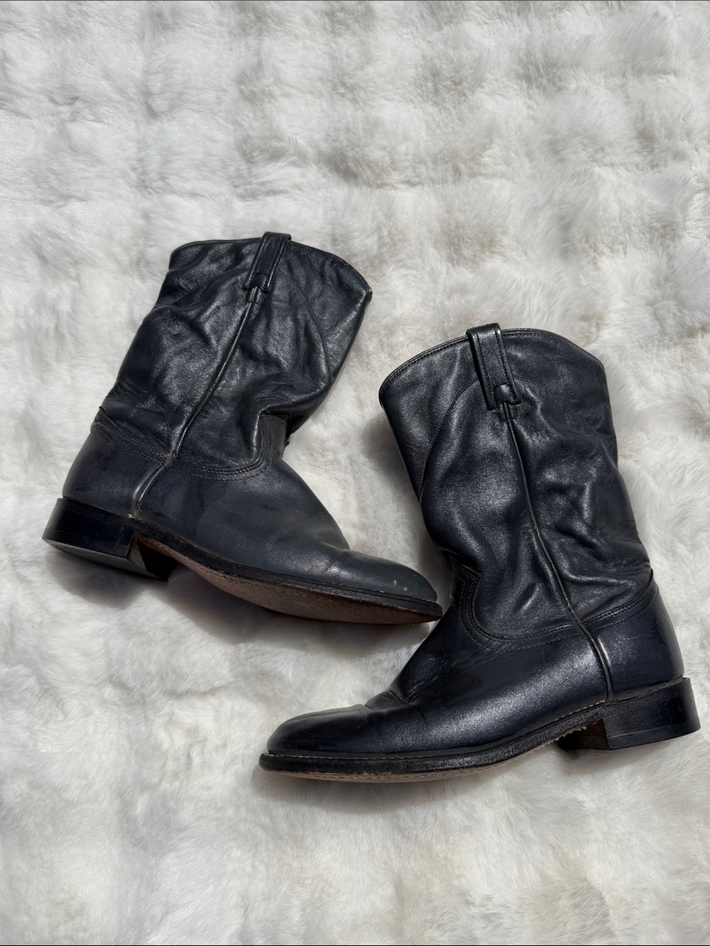 Dan Post Black Leather Mid-Calf cowboy boots. Men’s 7.5 Womens 8.5/9 MADE IN USA